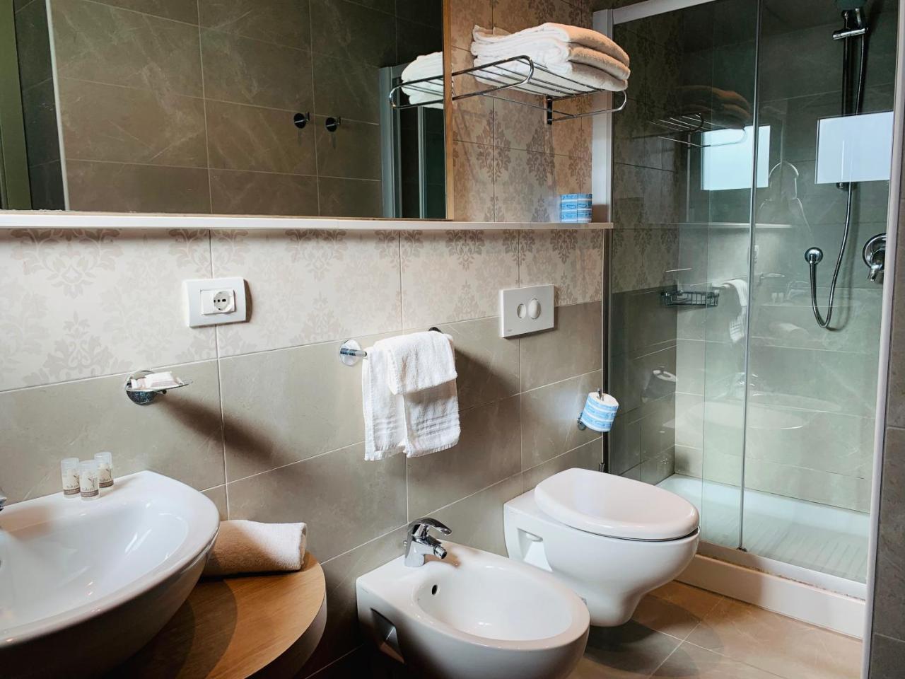 Hotel Liane Ριτσόνε Εξωτερικό φωτογραφία